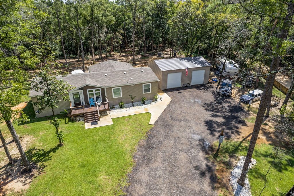 4454 Shell Landing Road, Vernon, FL 32462