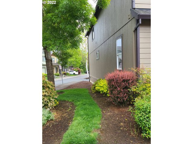 667 Se 5TH Ave, Hillsboro, OR 97123