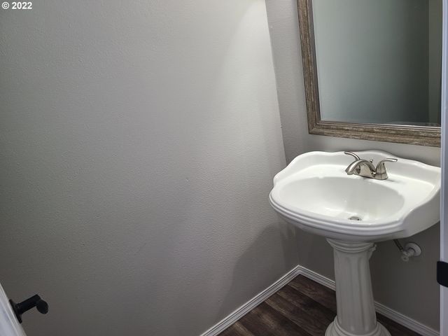 667 Se 5TH Ave, Hillsboro, OR 97123