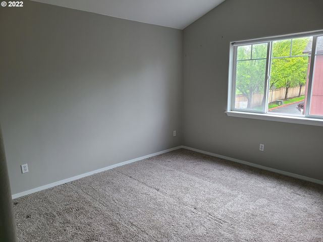 667 Se 5TH Ave, Hillsboro, OR 97123