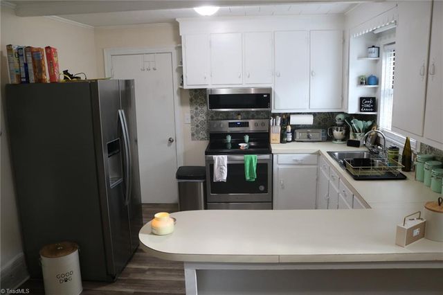 106 Mohawk Drive, King, NC 27021