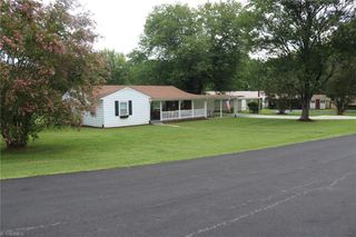 106 Mohawk Drive, King, NC 27021