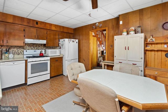 64 MAIN ST, Roebling, NJ 08554