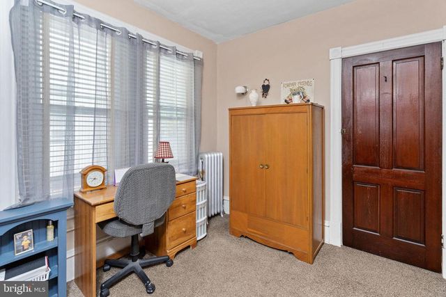 64 MAIN ST, Roebling, NJ 08554