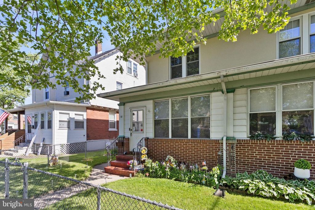 64 MAIN ST, Roebling, NJ 08554