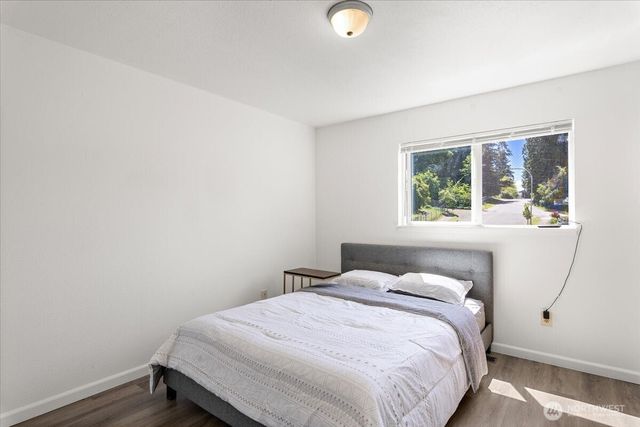 2802 NE 23rd Place, Renton, WA 98056