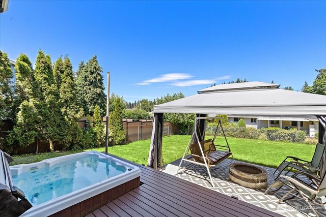 2802 NE 23rd Place, Renton, WA 98056