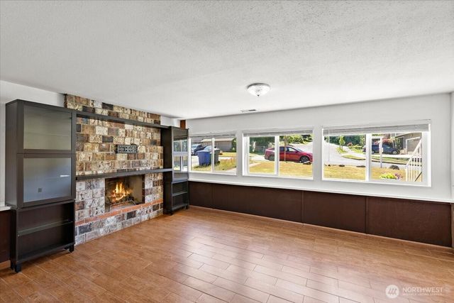 2802 NE 23rd Place, Renton, WA 98056