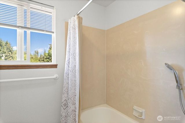 2802 NE 23rd Place, Renton, WA 98056
