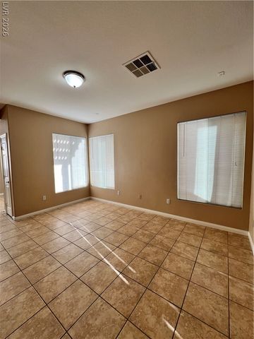 8237 Golden Flowers Street, Las Vegas, NV 89139