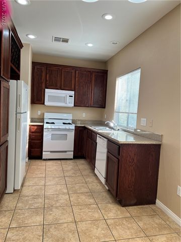 8237 Golden Flowers Street, Las Vegas, NV 89139