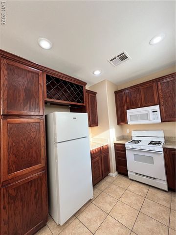 8237 Golden Flowers Street, Las Vegas, NV 89139