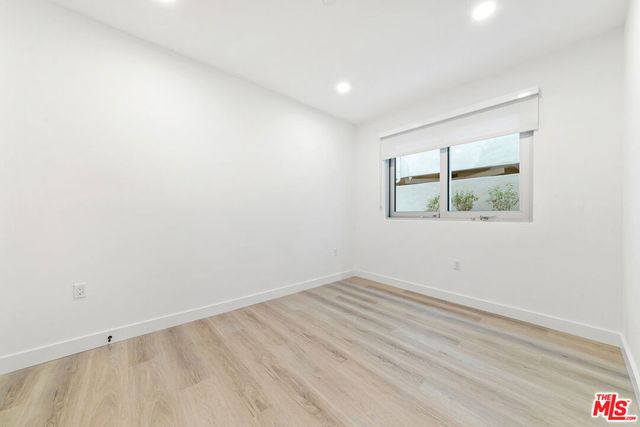 1257 N Sweetzer Avenue 101, West Hollywood, CA 90069