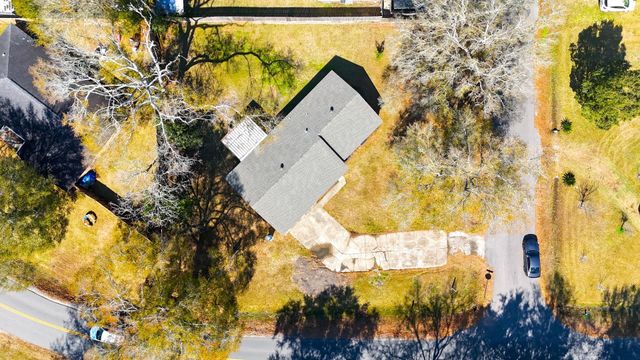 390 Bradford Drive, Beaumont, TX 77707