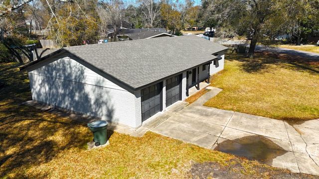 390 Bradford Drive, Beaumont, TX 77707