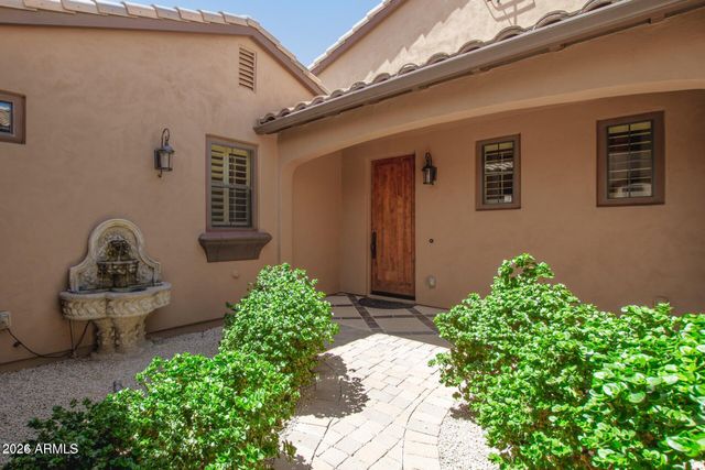 5619 E LIBBY Street, Scottsdale, AZ 85254