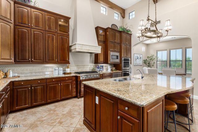 5619 E LIBBY Street, Scottsdale, AZ 85254