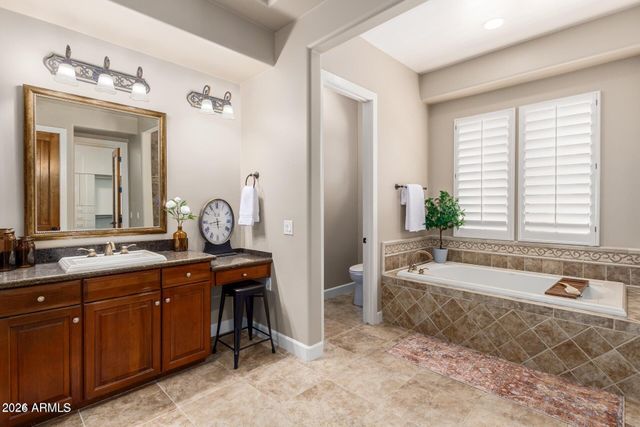 5619 E LIBBY Street, Scottsdale, AZ 85254