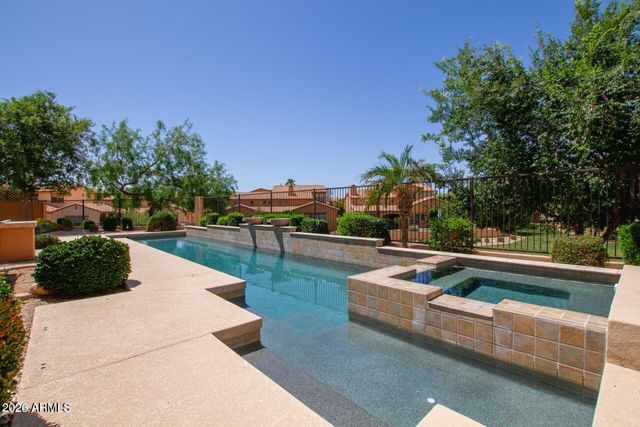 5619 E LIBBY Street, Scottsdale, AZ 85254
