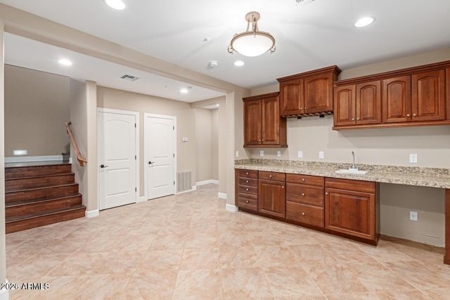 5619 E LIBBY Street, Scottsdale, AZ 85254