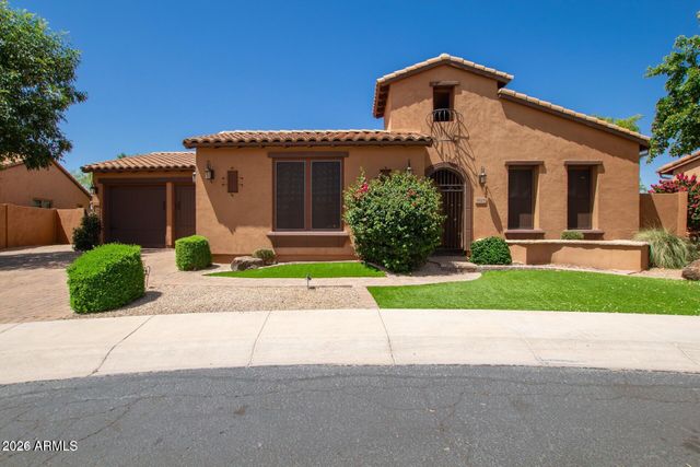 5619 E LIBBY Street, Scottsdale, AZ 85254