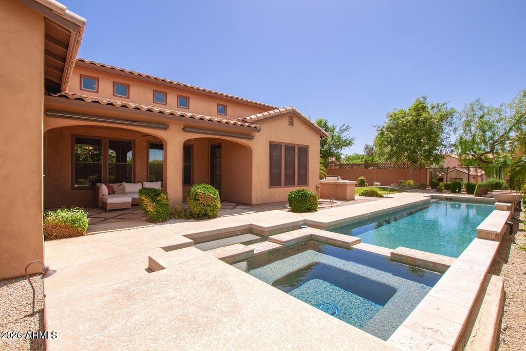 5619 E LIBBY Street, Scottsdale, AZ 85254