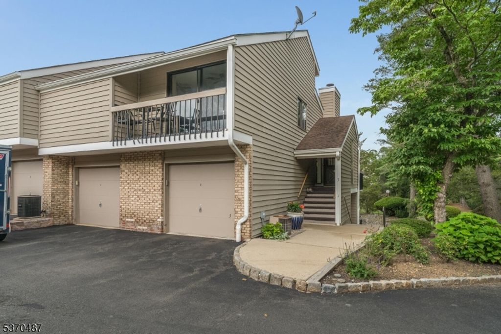 3 N Slope, Union Twp., NJ 08809