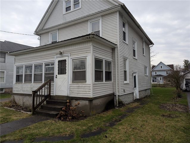 329 North Avenue, Shelby, NY 14103