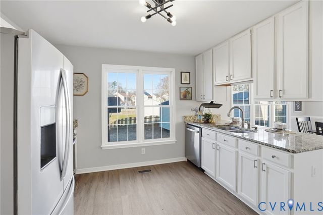 8283 Southern Watch Pl, Mechanicsville, VA 23111