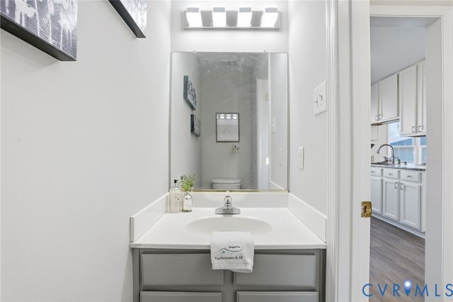 8283 Southern Watch Pl, Mechanicsville, VA 23111