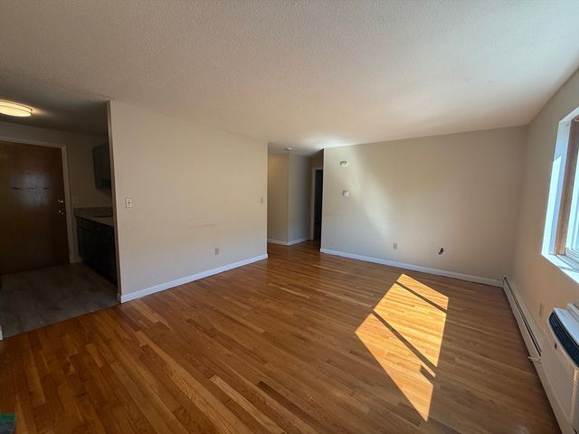 12 Border St B3, Lynn, MA 01905