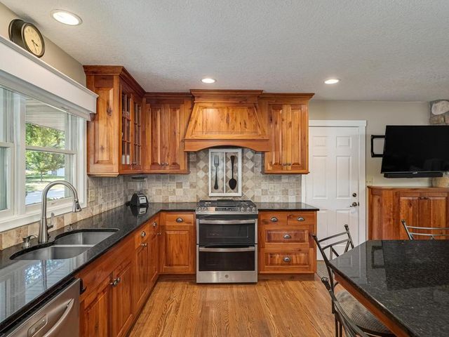 5137 Forest Road, Minnetonka, MN 55345