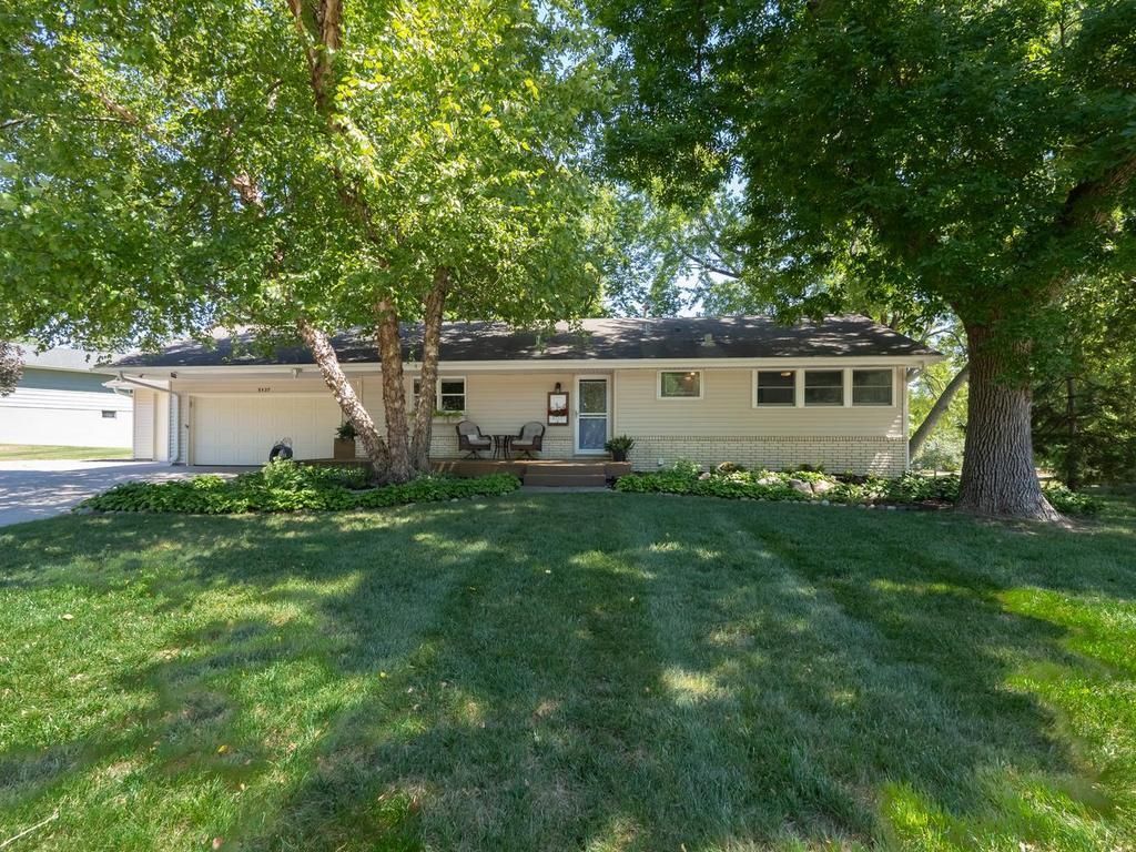 5137 Forest Road, Minnetonka, MN 55345