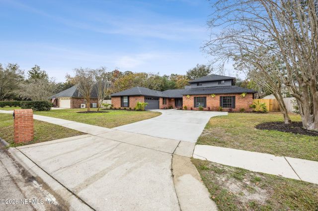 12094 DIVIDING OAKS Trail E, Jacksonville, FL 32223