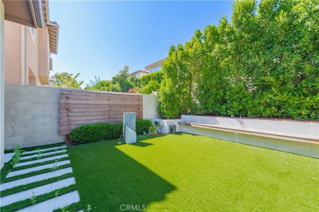 111 Swift, Irvine, CA 92618