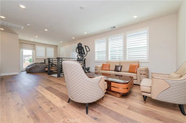111 Swift, Irvine, CA 92618