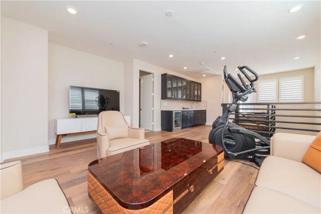 111 Swift, Irvine, CA 92618