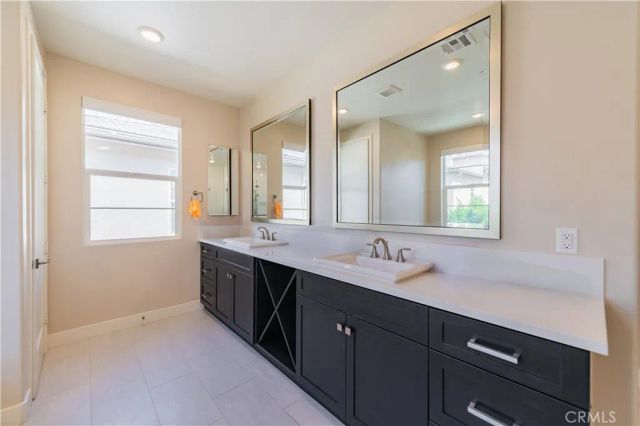 111 Swift, Irvine, CA 92618