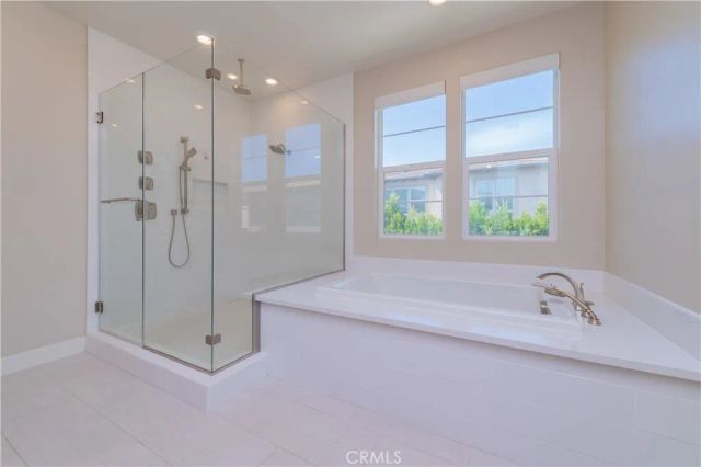 111 Swift, Irvine, CA 92618