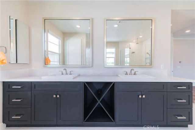 111 Swift, Irvine, CA 92618