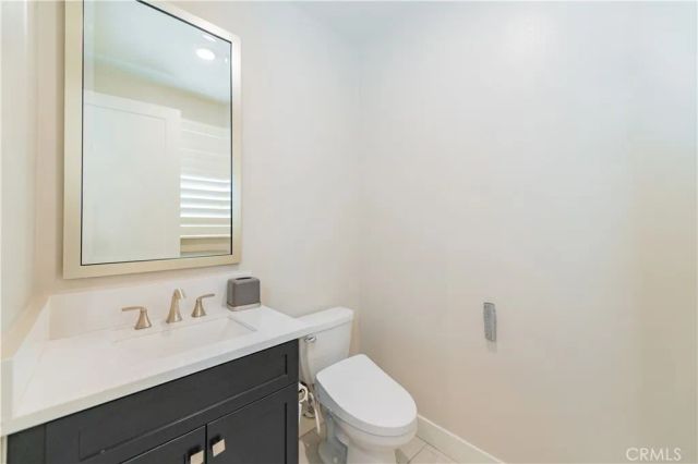 111 Swift, Irvine, CA 92618
