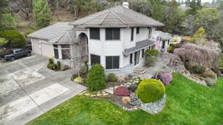 1285 NW Cooke Avenue, Grants Pass, OR 97526