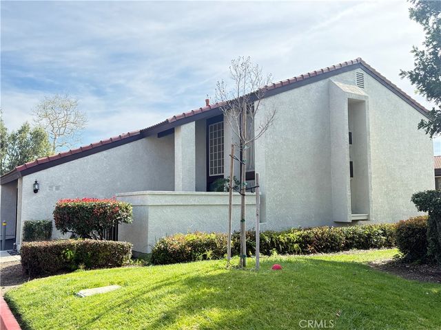 1496 Corte Hacienda, Upland, CA 91786