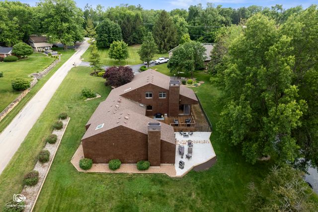 1886 N Springview Drive, Kankakee, IL 60901