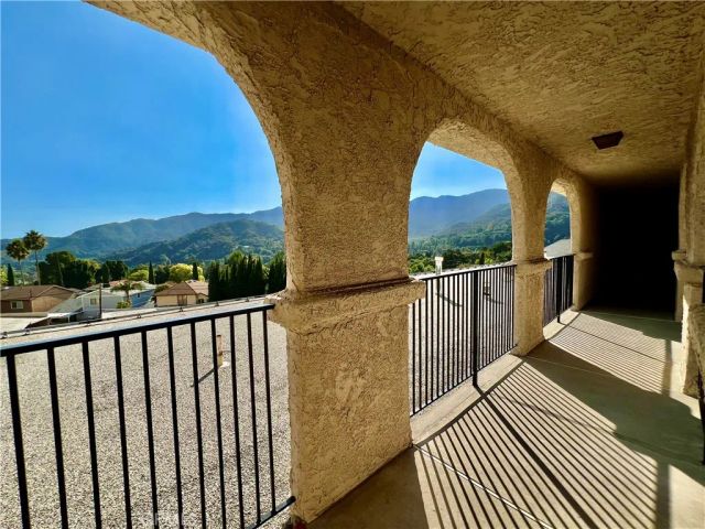 3010 Montrose 33, La Crescenta, CA 91214