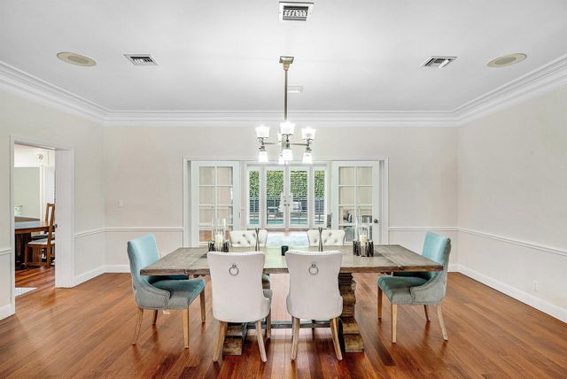 2121 Areca Palm Road, Boca Raton, FL 33432