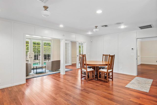 2121 Areca Palm Road, Boca Raton, FL 33432