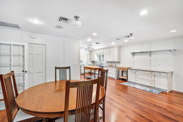 2121 Areca Palm Road, Boca Raton, FL 33432