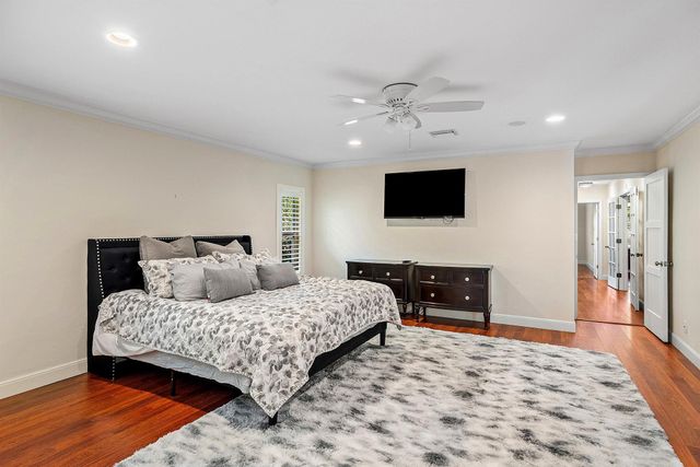 2121 Areca Palm Road, Boca Raton, FL 33432