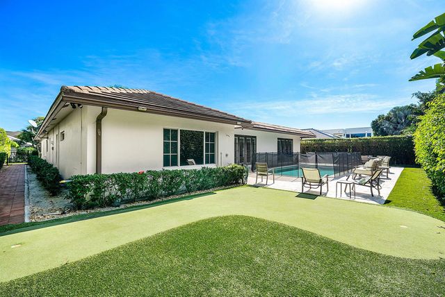 2121 Areca Palm Road, Boca Raton, FL 33432